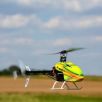 Blade 330 S Electric Flybarless Helicopter with AS3X and SAFE Technology (Ready-to-Fly) - BLH5900