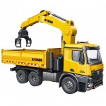 Huina 1/14 RC Timber Grab Dump Truck with 2.4GHz Radio System (Ready to Run) - CY1575